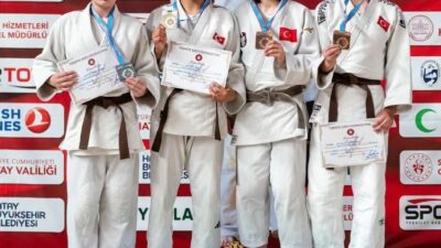Hatay’da düzenlenen Yeşilay 2026 Yıldızlar Türkiye Judo Şampiyonası’nda Manisa’yı temsil
