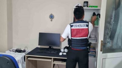 Milli İstihbarat Teşkilatı, çok sayıda vatandaşı etkileyen kredi kartı şebekesini