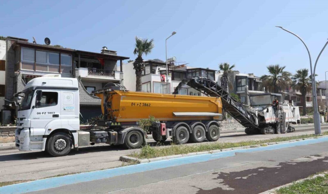 Muğla Büyükşehir Belediyesi, il genelindeki 7 şantiyesi yol bakım, onarım