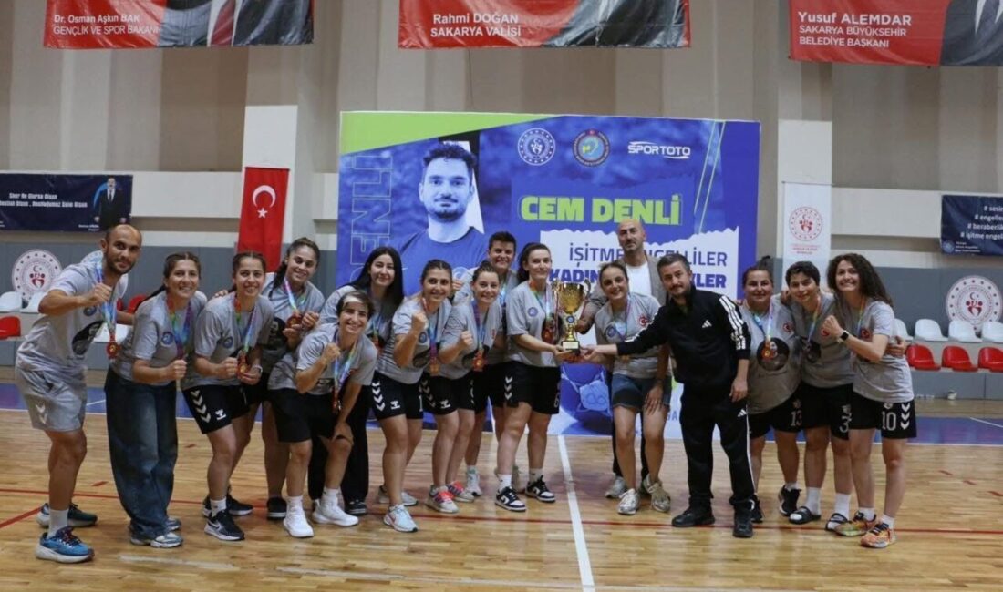 Cem Denli İşitme Engelliler Kadınlar Hentbol Türkiye Şampiyonası’na ilk kez