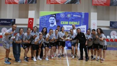 Cem Denli İşitme Engelliler Kadınlar Hentbol Türkiye Şampiyonası’na ilk kez