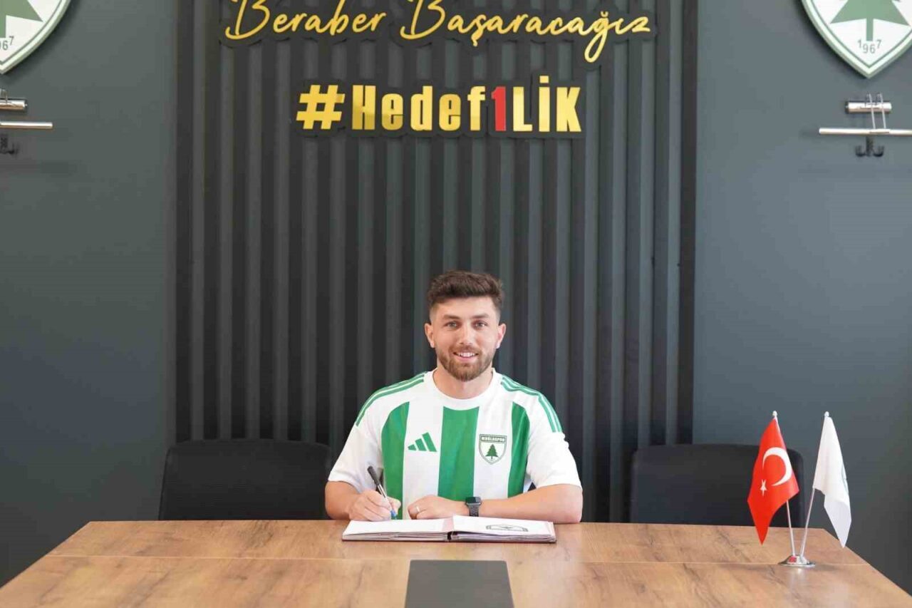 Muğlaspor, son olarak Serikspor forması giyen orta saha oyuncusu Selim