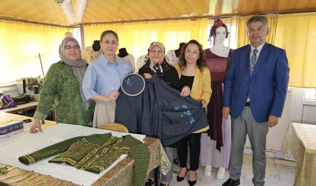 Nazilli’de dikişten, nakışa, tel kırmadan ahşap boyamaya, yapay zekadan resim