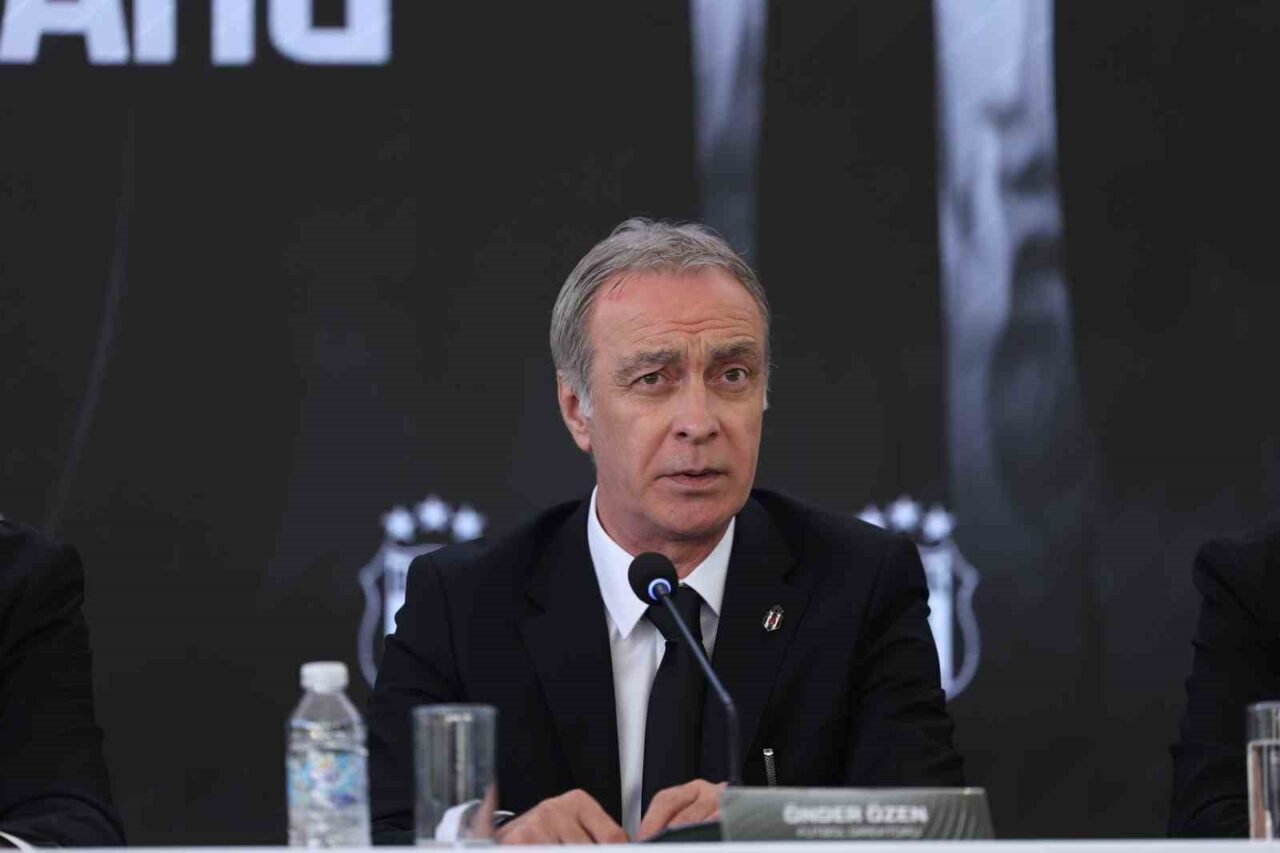Beşiktaş Futbol Direktörü Önder Özen, geçtiğimiz haftalarda göreve gelmesi sürecine
