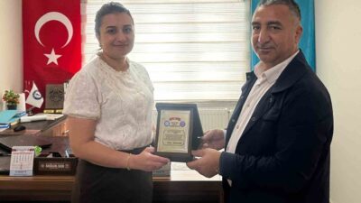 Şırnak’ta uzun yıllar sağlık hizmetlerinde görev yapan hemşire Emine Öztoprak,