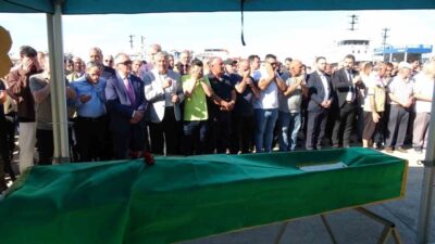 Sivastopol açıklarındaki saldırıda hayatını kaybeden Trabzonlu balıkçı son yolculuğuna uğurlandı.
