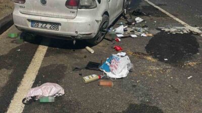 Tekirdağ’da refüje çarpan otomobilin devrildiği kazada nişanlı çift yaralandı. Kaza,