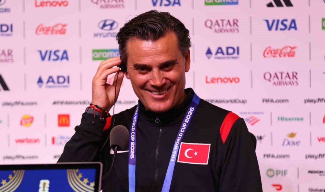 A Milli Futbol Takımı Teknik Direktörü Vincenzo Montella, Avustralya maçından