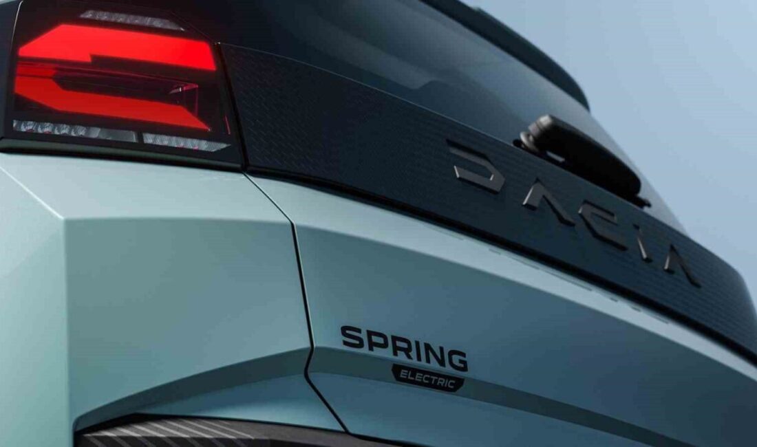 Dacia, yüzde 100 elektrikli şehir otomobili Spring’in ikinci neslini tanıtıyor.
