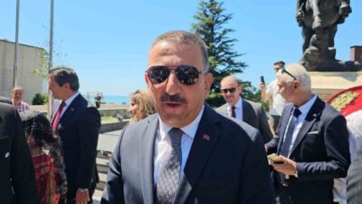Zonguldak’ın düşman işgalinden kurtuluşunun 105’inci yıl dönümü kentte düzenlenen törenlerle