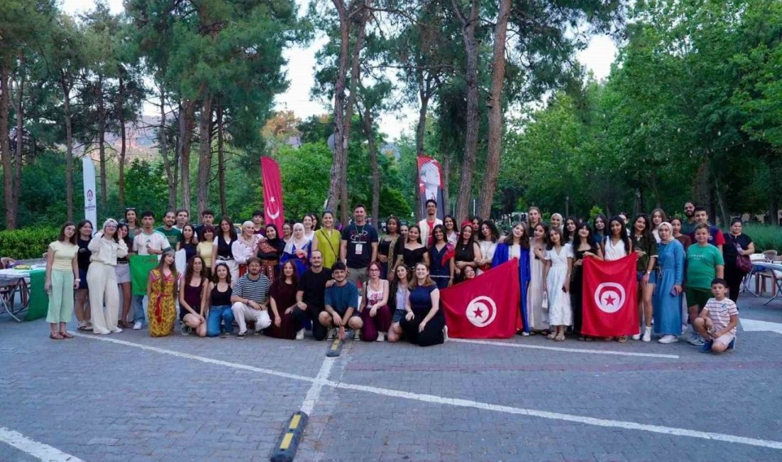 Denizli Büyükşehir Belediyesi ve AIESEC Denizli iş birliğiyle düzenlenen “İngilizce