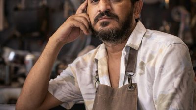 Muğla’nın Bodrum ilçesinde çalışmalarını sürdüren multidisipliner sanatçı Hasan Cingiz, Polonya’da