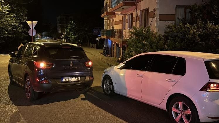 Bolu’nun Paşaköy Mahallesi’ndeki dönel kavşakta ciple otomobilin çarpışması sonucunda 1