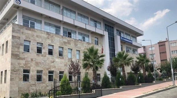 Çine ilçesinde Madran Dağı’nda devam eden orman yangınına karşı Bozdoğan