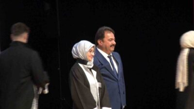 Erciyes Üniversitesi (ERÜ) Süleyman Çetinsaya İletişim Fakültesi, 20. dönem mezunlarını