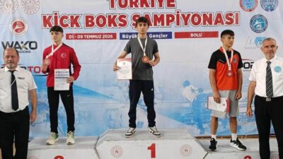 Bolu’da gerçekleştirilen Türkiye Kickboks Şampiyonası’nda Erzincanlı sporcular önemli dereceler elde