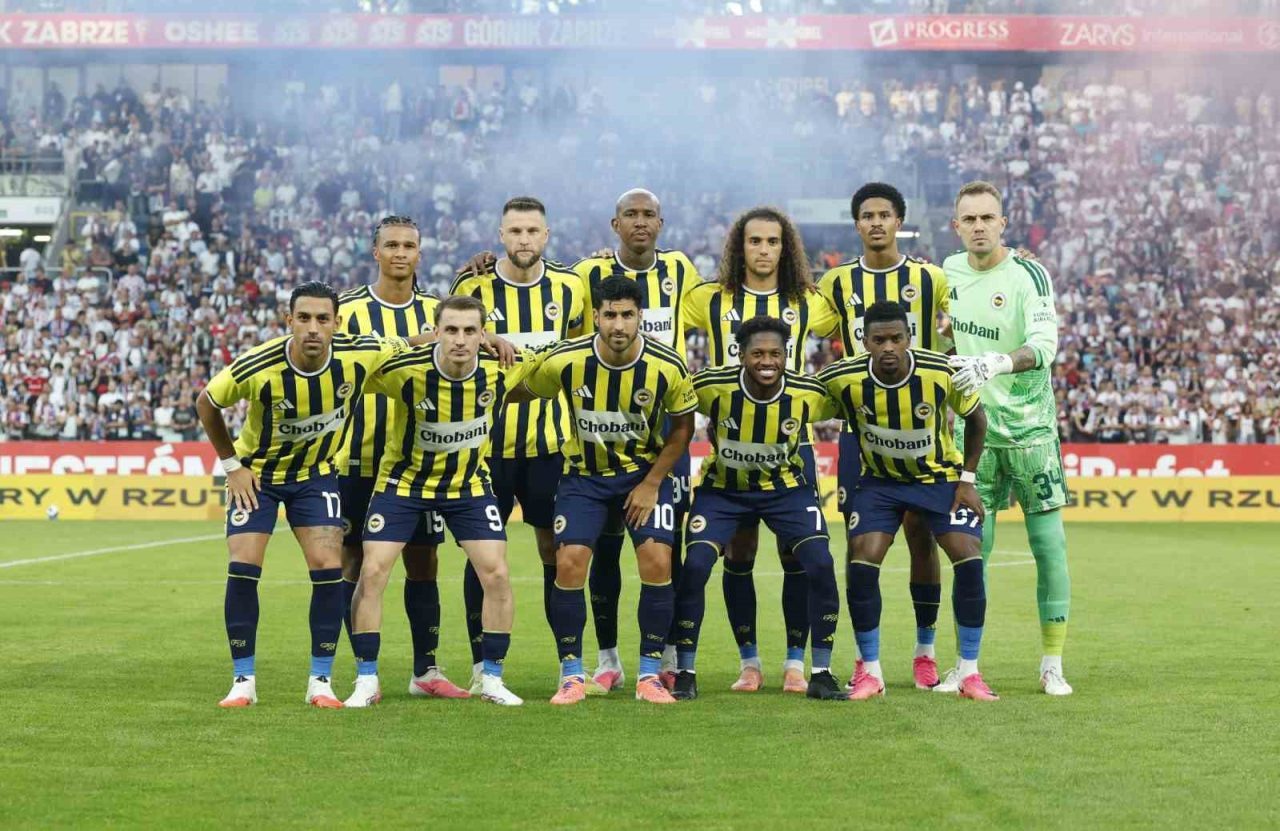 Fenerbahçe, UEFA Şampiyonlar Ligi 2. Eleme Turu rövanş maçında deplasmanda