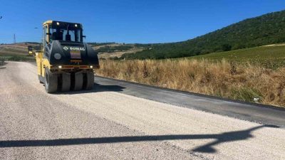 Bursa Büyükşehir Belediyesi, 17 ilçede yol yenileme çalışmaları çerçevesinde Karacabey