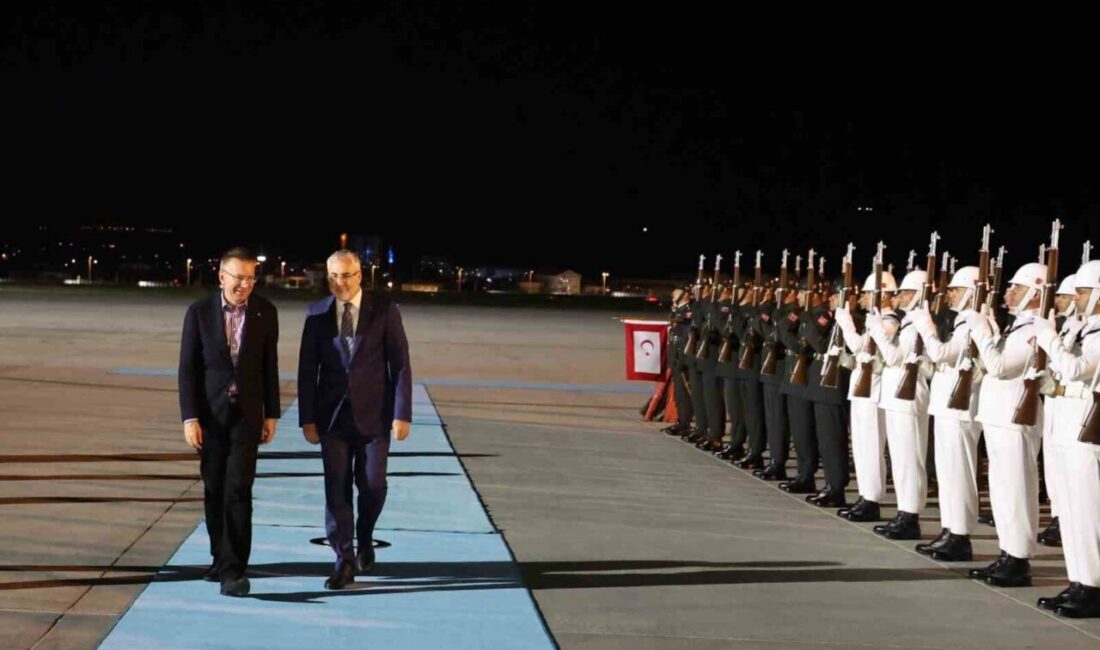 ANKARA ( ) – Letonya Cumhurbaşkanı Edgars Rinkevics NATO Zirvesine