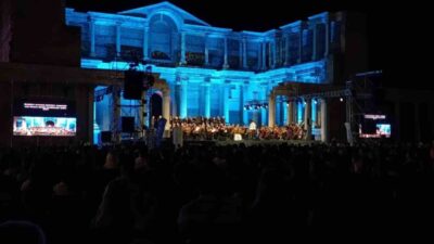 Manisa’nın Salihli ilçesinde Carl Orff’un ‘Carmina Burana’ eseri, tarihte paranın
