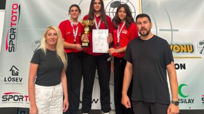 Mersin’de düzenlenen Sarsılmaz Havalı Silahlar Türkiye Şampiyonası’nda Manisalı sporcular büyük
