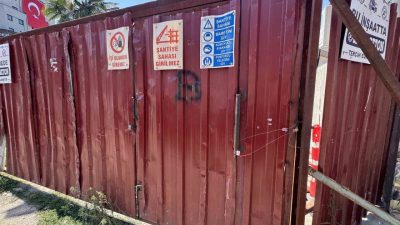 Zonguldak’ta Merkez Çarşısı inşaatı, Zonguldak Belediyesi tarafından mühürlendi. Zonguldak’ta, Mithatpaşa