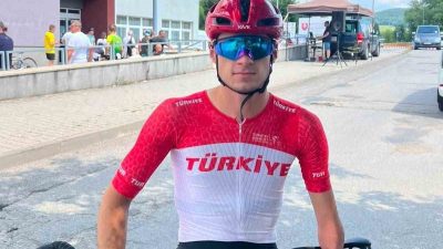 Denizlili Milli Para-Bisiklet sporcusu Mehmet Keskin, Slovakya’nın Pchov kentinde düzenlenen