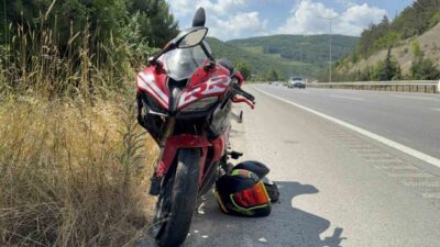 Samsun’un Atakum ilçesinde motosikletin tıra arkadan çarptığı kazada 2 kişi