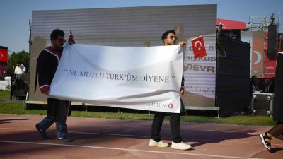 Orta Doğu Teknik Üniversitesi (ODTÜ) Rektörü Prof. Dr. Ahmet Yozgatlıgil,