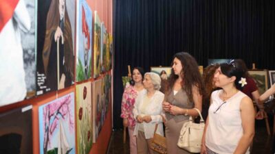 Osmangazi Belediyesi Meslek Edindirme Kursları (OSMEK) Elmasbahçeler Kurs Merkezi kursiyerlerinin