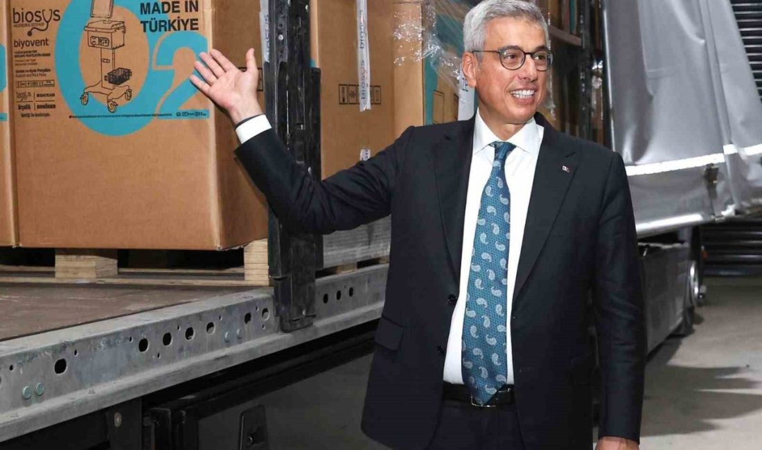 Sağlık Bakanı Kemal Memişoğlu, yerinde inceleme ve değerlendirmelerde bulunmak üzere