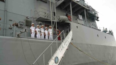 Türk Deniz Kuvvetleri Komutanlığı’na bağlı TCG Oruçreis, ABD’nin 250’nci kuruluş