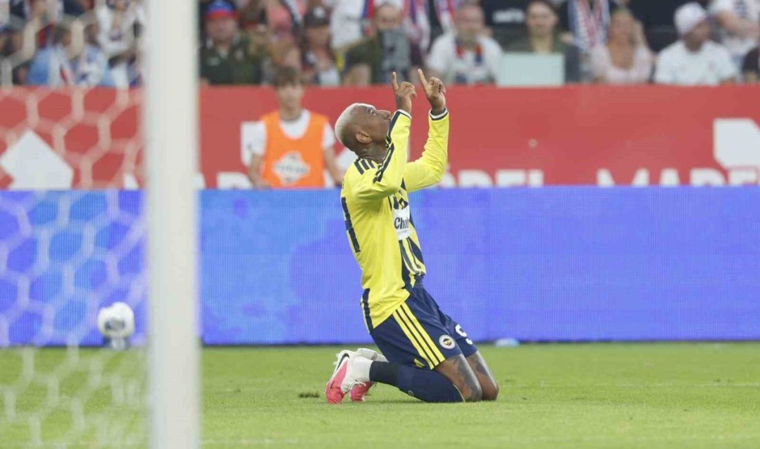 Fenerbahçe, Şampiyonlar Ligi 2. Eleme Turu rövanş maçında deplasmanda Polonya