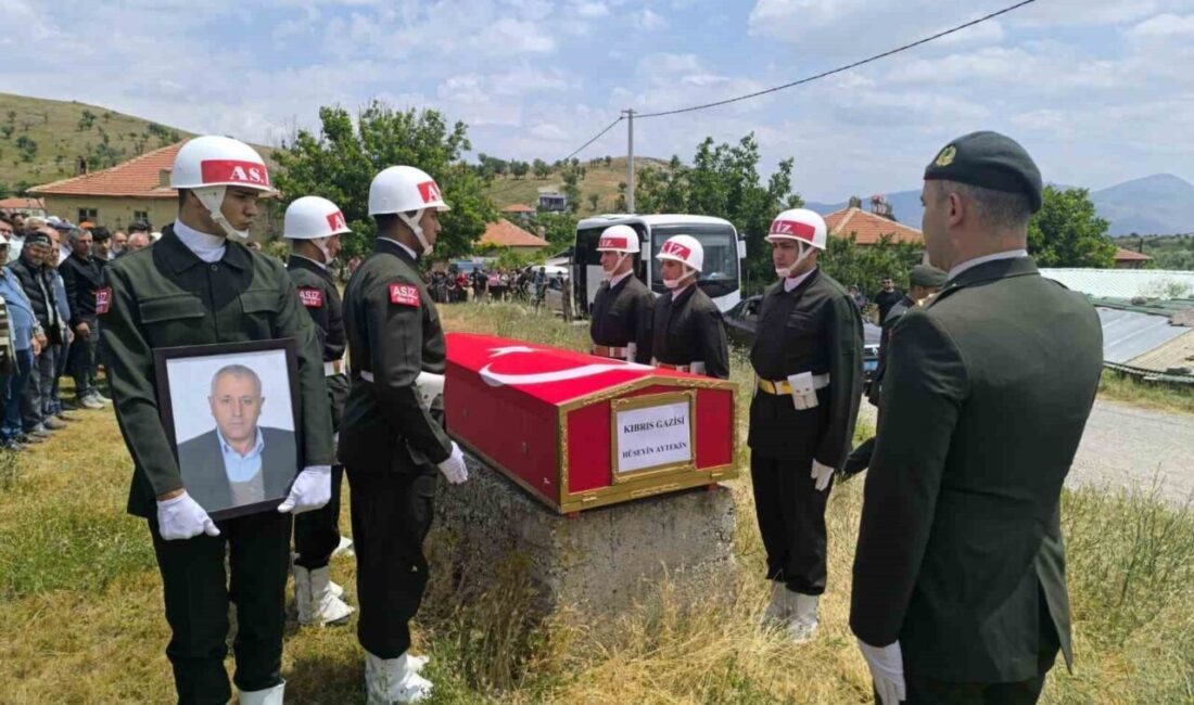 İzmir’de vefat eden Kıbrıs gazisi Afyonkarahisar’da gerçekleştirilen askeri törenin ardından