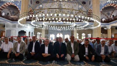 Samsun’un Vezirköprü ilçesinde hafızlık eğitimlerini tamamlayan 23 öğrenci için düzenlenen