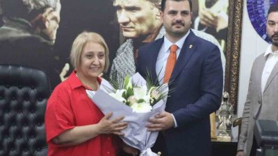 AK Parti Genel Sekreteri ve İzmir Milletvekili Eyyüp Kadir İnan,