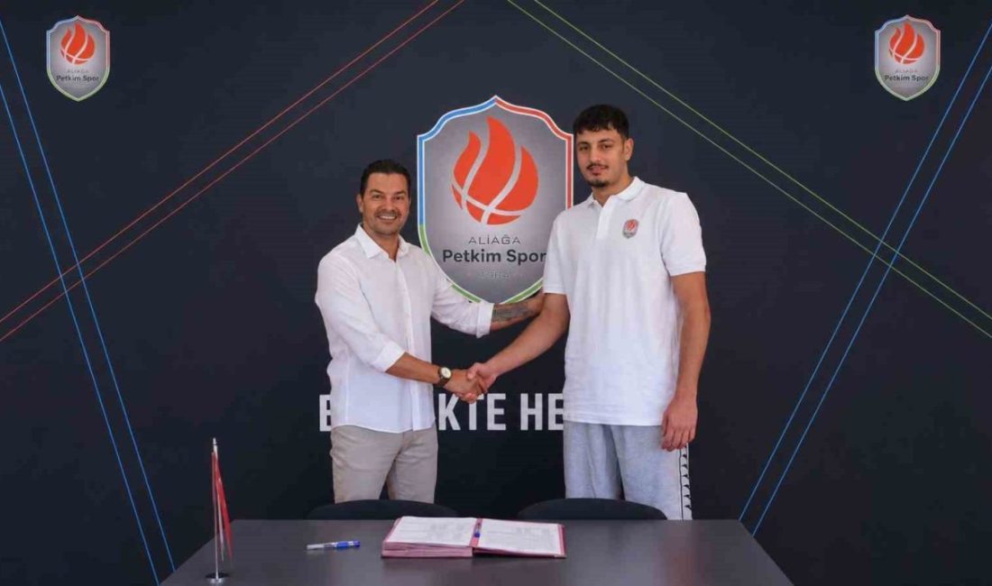 Aliağa Petkimspor, son olarak Bursaspor forması giyen 19 yaşındaki pivot