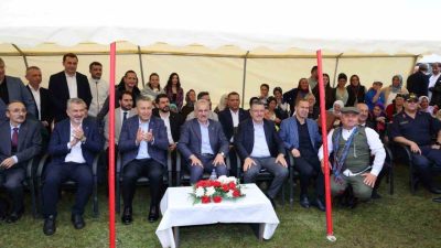 Ulaştırma ve Altyapı Bakanı Abdulkadir Uraloğlu, Trabzon’un Düzköy ilçesinde düzenlenen