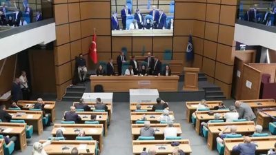 AK Parti İstanbul İl Başkanı Abdullah Özdemir, Üsküdar Belediye Meclisi’nde