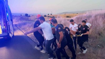 Bingöl’de sürücüsünün direksiyon hakimiyetini kaybettiği otomobilin yoldan çıkması sonucu 2