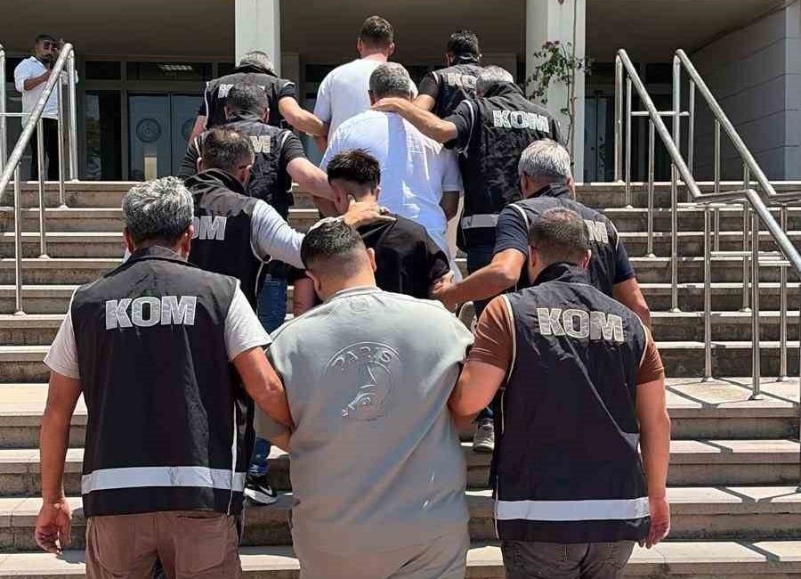 Muğla’nın Bodrum ilçesinde polis ekiplerince düzenlenen suç örgütü operasyonunda 5