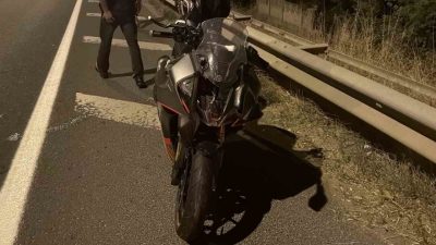 Bolu’da D-100 Karayolu’nda iki motosikletin çarpıştığı kazada 2 sürücü yaralandı.