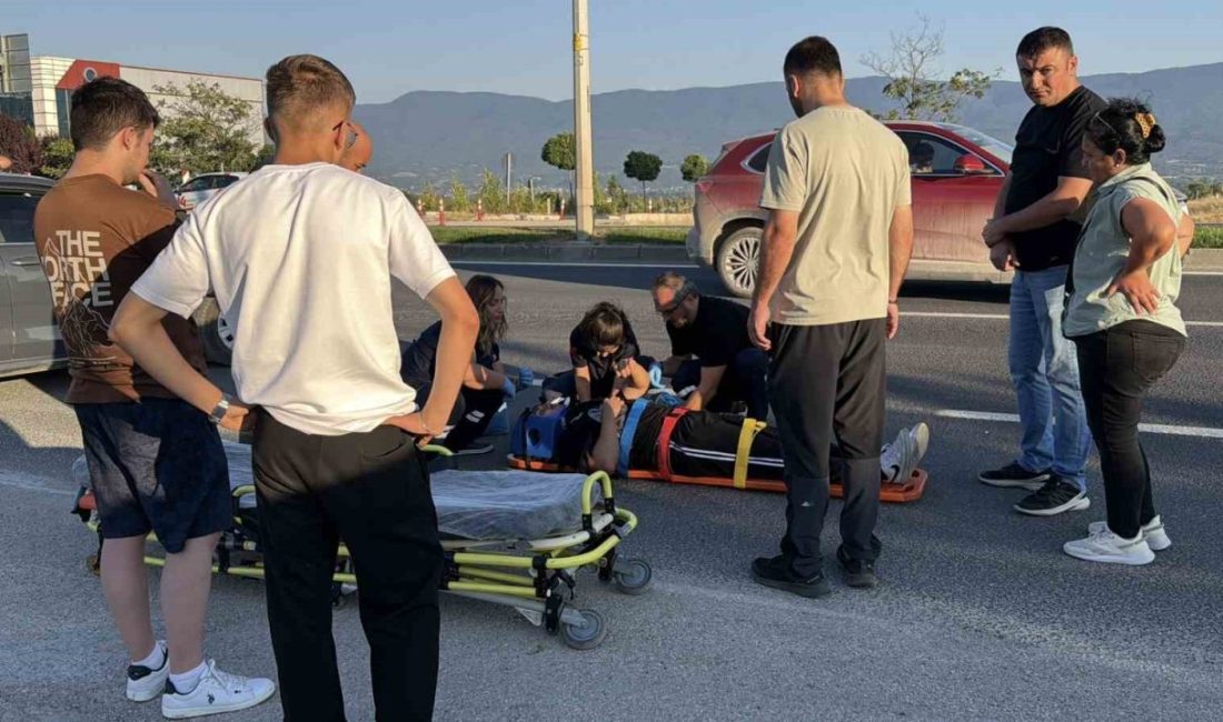 Bolu’da D-100 kara yolunda motosiklet ile otomobilin çarpıştığı kazada 2