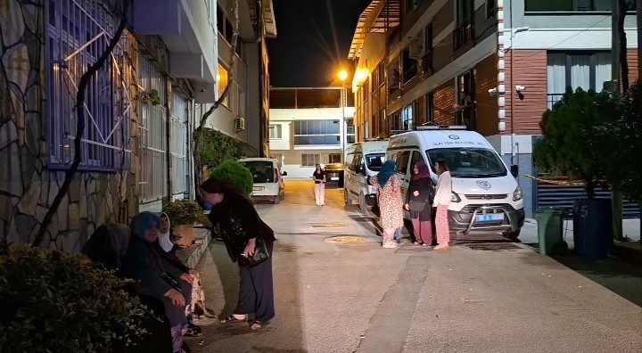 Bursa’nın Nilüfer ilçesinde 7 aylık hamile bir kadın, apartmanın balkonundan