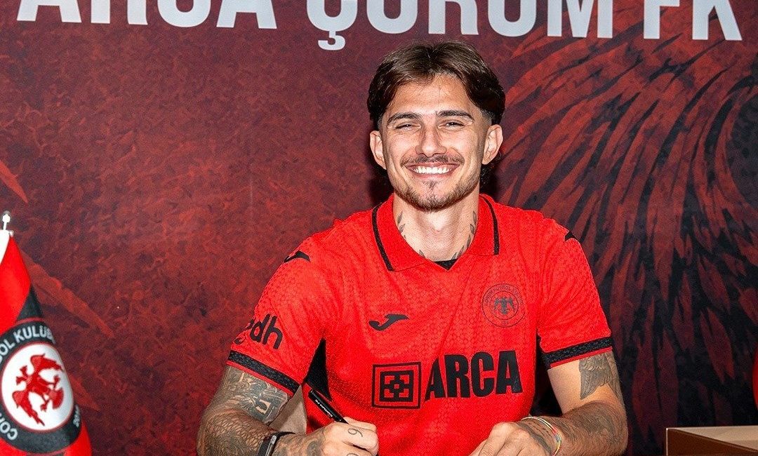 Trendyol Süper Lig ekiplerinden Çorum FK, 28 yaşındaki Berat Ayberk