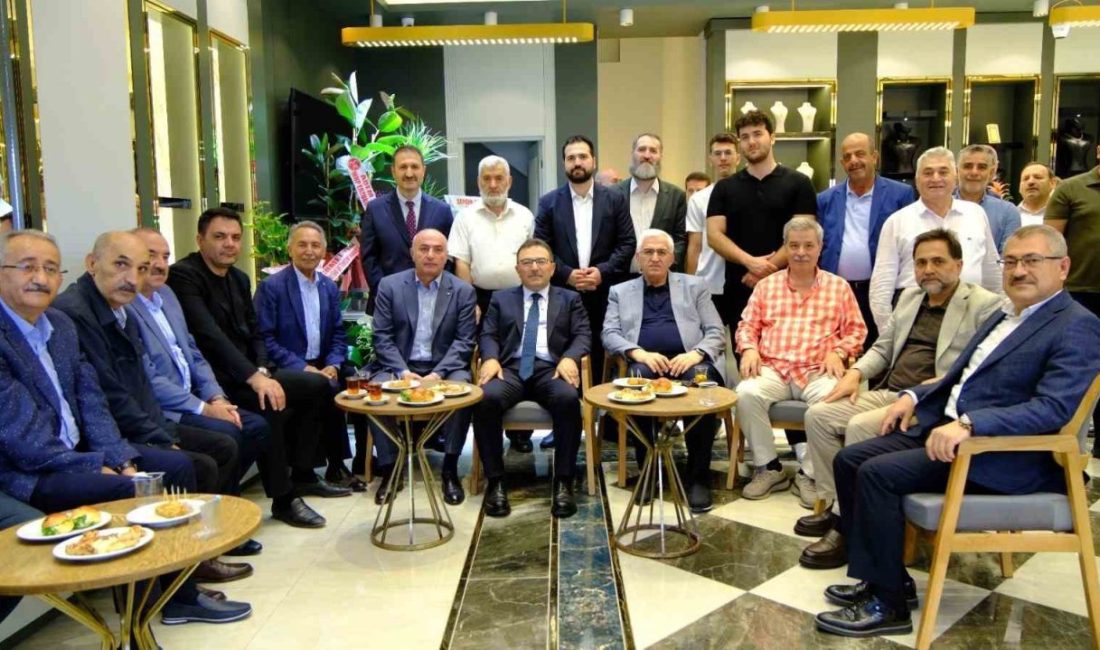Erzurum’un köklü ailelerinden Gacıroğlu ailesi, kuyumculuk ve mücevherat sektöründeki yeni
