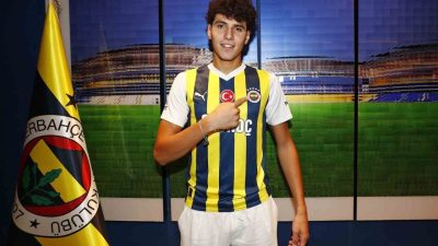 Fenerbahçe, 2023 yılında kadrosuna kattığı Mısırlı stoper Omar Fayed’in İtalya