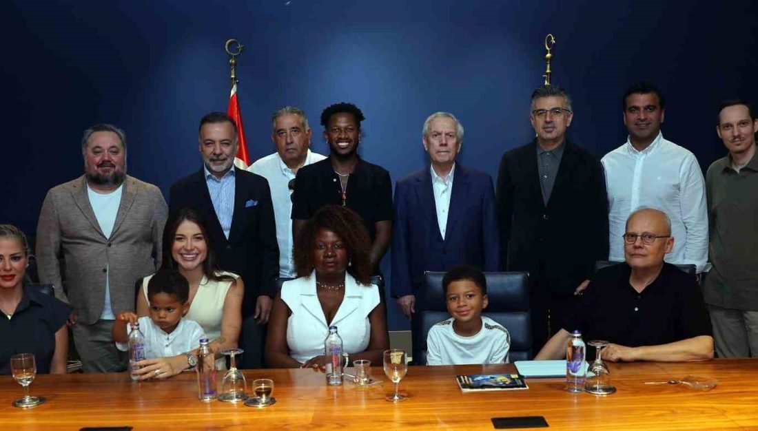 Fenerbahçe’de 3 sezon forma giyen ve geçtiğimiz günlerde Atletico Mineiro