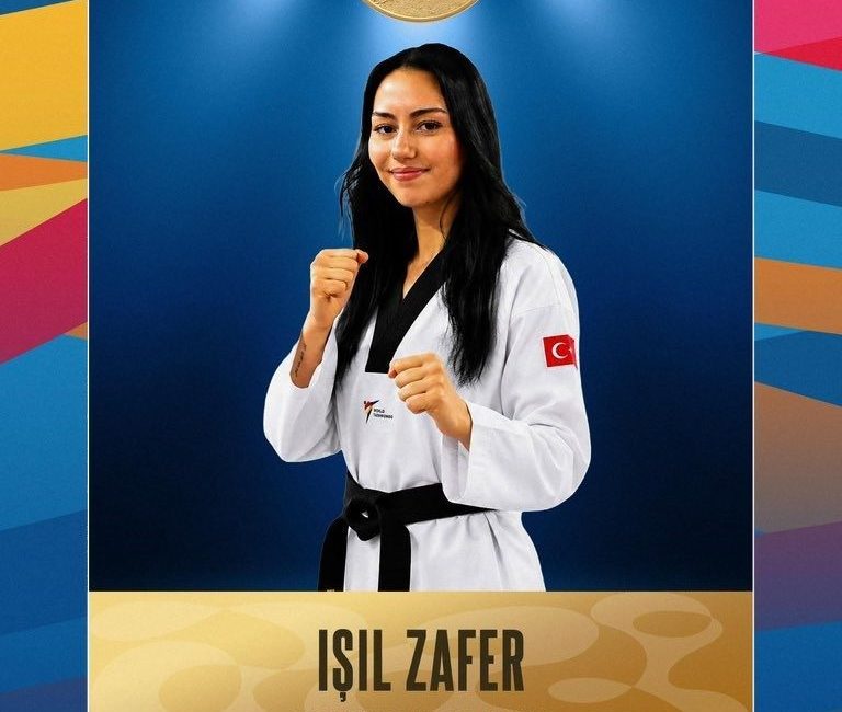 Milli taekwondocu Işıl Zafer, 2026 Akdeniz Oyunları’nda altın madalya kazandı.