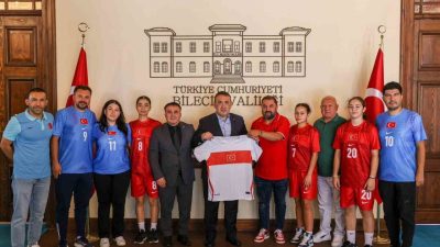 İşitme Engelliler Genç Kız Futsal Milli Takımı, Bilecik’te kampa girdi.